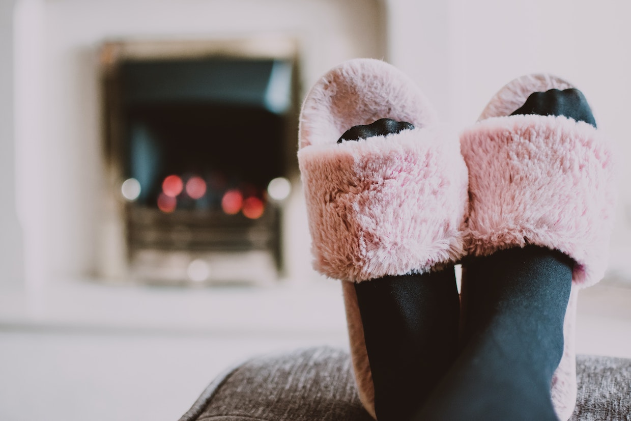 There's nothing worse than feeling cold inside when it is also cold outside. Here's a few tips on how to achieve a cosy living space in 2021.